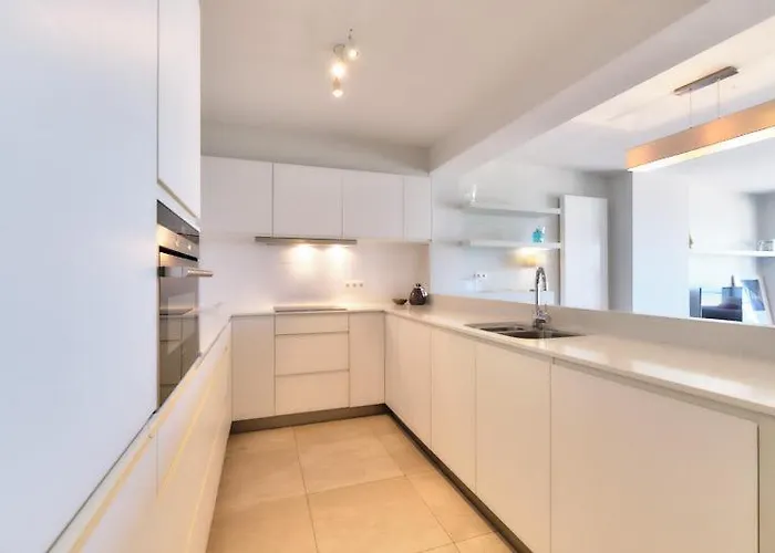 Apartment Lecomte - The Shoreline Collection 4