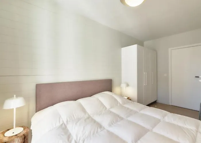 Lecomte - The Shoreline Collection 4 *